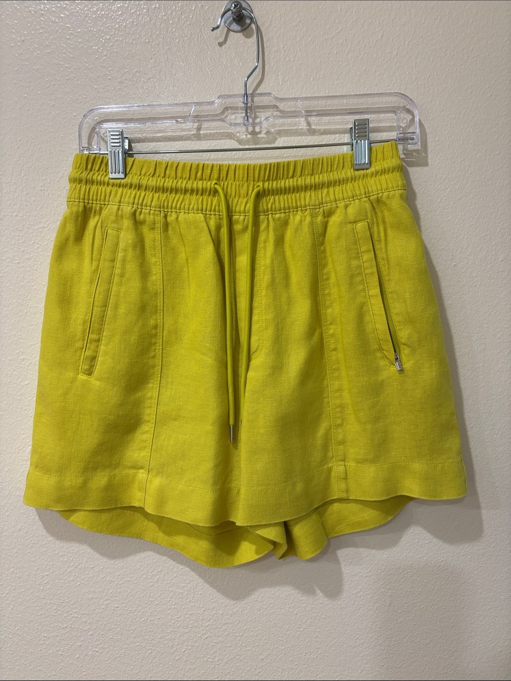 Athleta Women’s Yellow Drawstring Lounge Shorts